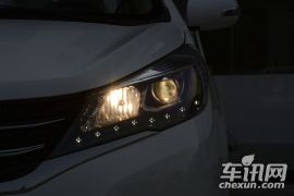 众泰汽车-众泰Z300-1.5L 手动尊享型