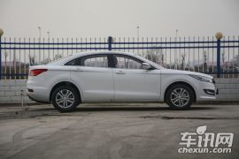 一汽奔腾-奔腾B50-1.6L 自动舒适型