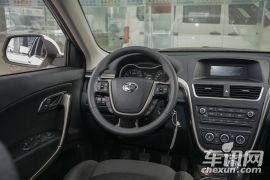 一汽奔腾-奔腾X80-2.0L 手动舒适型