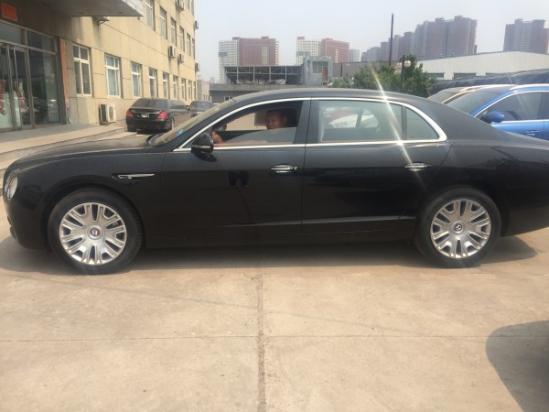 17款宾利飞驰天津港现车多少钱现车优惠