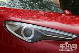 阿尔法罗密欧-Stelvio-2.0T 200HP 精英版