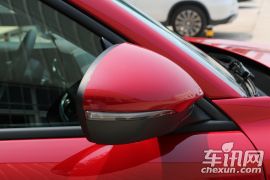 阿尔法罗密欧-Stelvio-2.0T 200HP 精英版