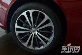 通用别克-君威-28T 尊贵型