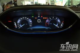 东风标致-标致5008-380THP 7座精英版