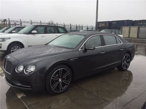 17款宾利飞驰4.0 锋芒大促销引领时尚前沿