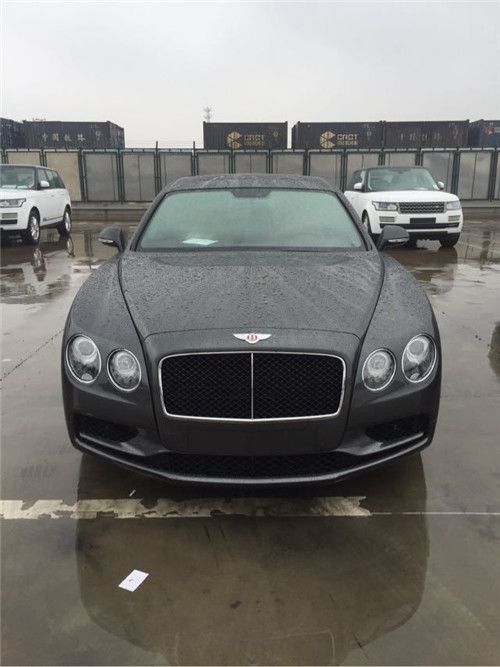 17款宾利飞驰4.0 锋芒大促销引领时尚前沿