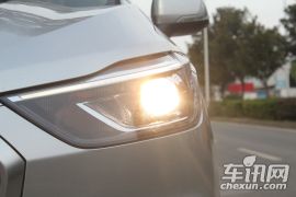 上汽大通-上汽大通D90-2.0T 手动两驱基础版