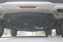 上汽大通-上汽大通D90-2.0T 手动两驱基础版