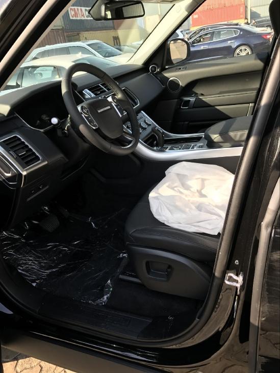 17款路虎揽胜运动版现车 金九银十特惠来袭