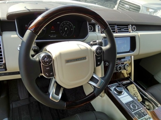 17款路虎揽胜行政版报价 裸车低价售全国