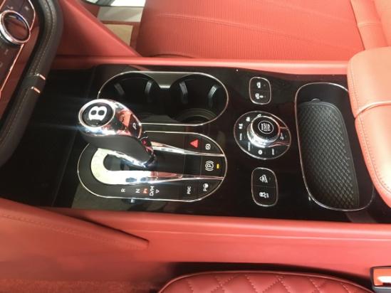 17款宾利添越宾利顶级SUV帝王级座驾请君来驾驭