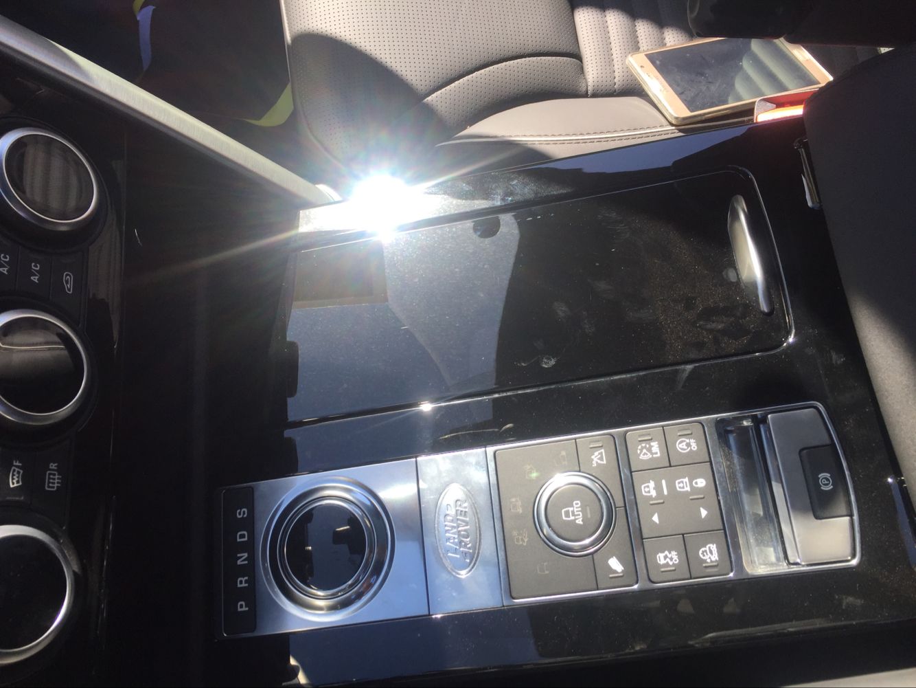 17款路虎发现五现车顶级SUV 限时折扣来袭