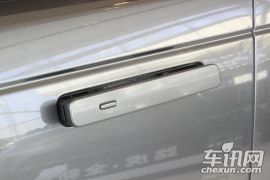 路虎(进口)-揽胜星脉-2017款 P380 R-DYNAMIC SE