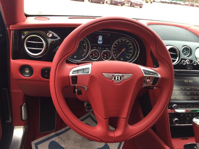 17款宾利飞驰v8s欧版顶配 内饰奢华配置高