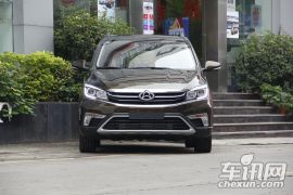 长安汽车-欧尚A800-1.5T 自动尊享型  ￥10.09