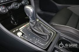 大众(进口)-高尔夫(进口)-2.0TSI R