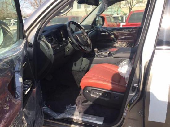 2018款雷克萨斯LX570全国可上牌购车不加价