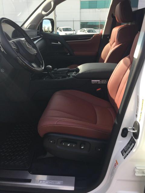 18款雷克萨斯LX570八座加规版 春节钜惠