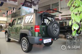 北京汽车-北京BJ40-40L 2.0T 手动柴油四驱尊贵版