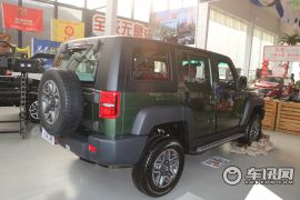 北京汽车-北京BJ40-40L 2.0T 手动柴油四驱尊贵版