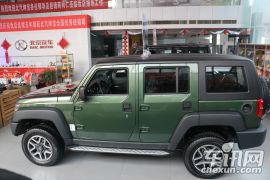 北京汽车-北京BJ40-40L 2.0T 手动柴油四驱尊贵版