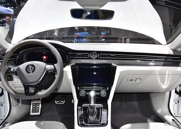 一汽-大众全新一代CC 将于今年8月底上市