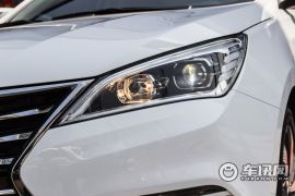 长安汽车-逸动DT-1.6L 手动尊享型