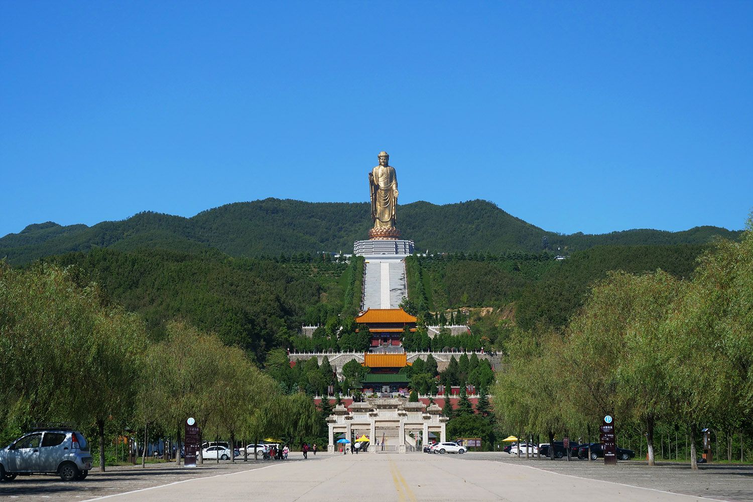 佛泉寺佛系之旅 体验别克威朗20T豪华型