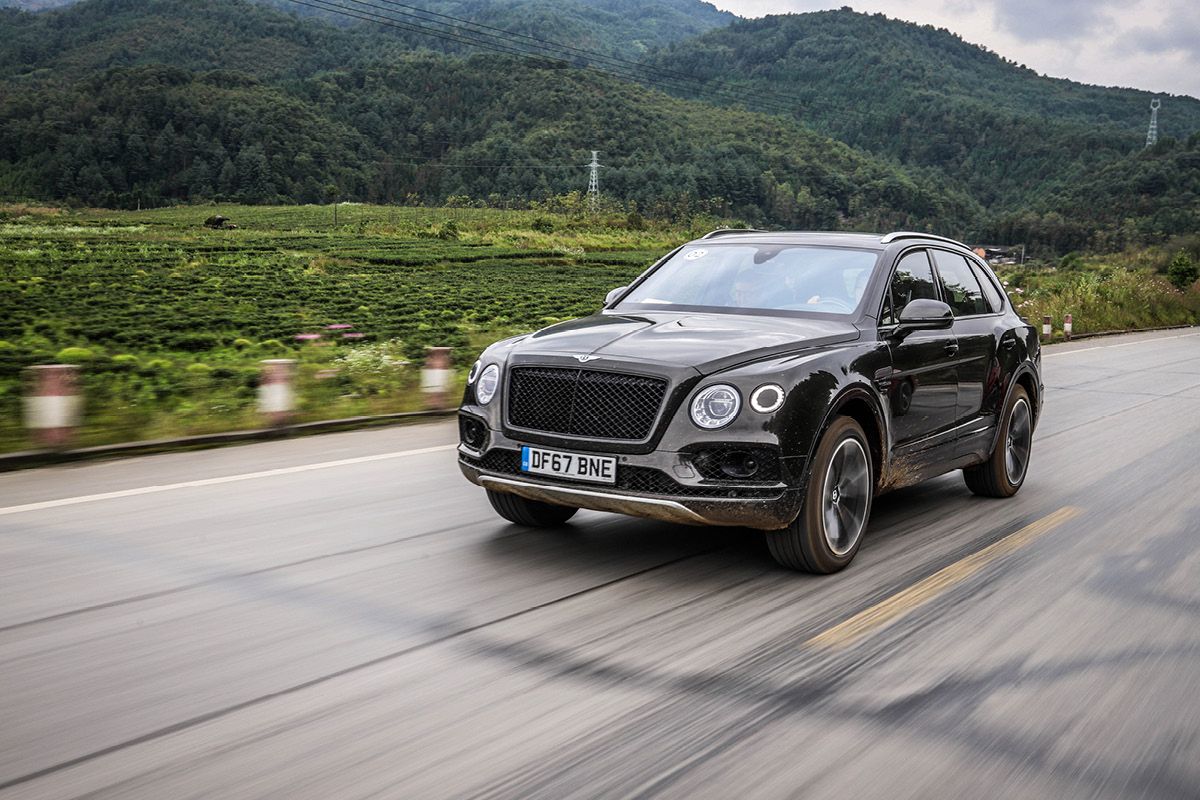 先是宾利后是SUV offroad体验宾利添越V8