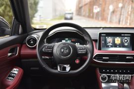 上汽集团-名爵HS-30T 自动四驱Trophy荷尔蒙超燃版