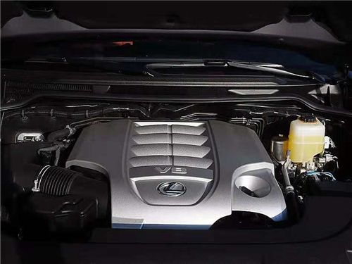 18款雷克萨斯570高端优雅车身强劲动力十足