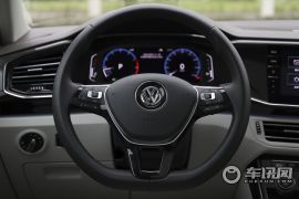 一汽-大众-一汽大众探岳-380TSI 四驱旗舰型  ￥31.98