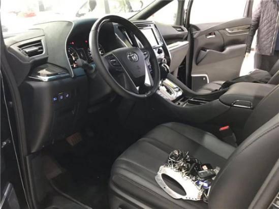 19款埃尔法蒙娜丽莎双排大灯全新包围四座