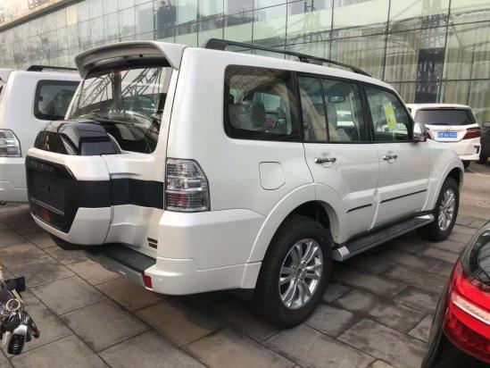 三菱山猫帕杰罗v9738v6性价比之王