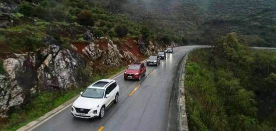 北京现代第四代胜达开启家庭用车新篇章