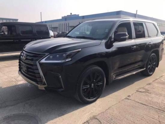 19款中东版雷克萨斯LX570 黑武士现车齐