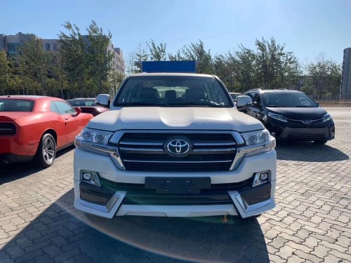 2019款酷路泽5700 GTS底升配置无敌版本