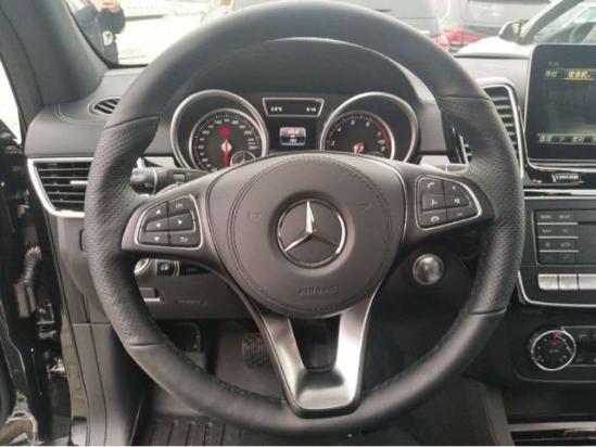 2019款奔驰GLS450 LED鹰眼大灯气场十足