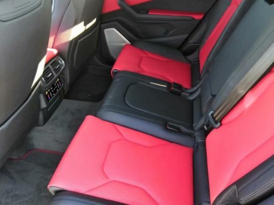 兰博基尼Urus 2019款SUV 气力取颜值并存