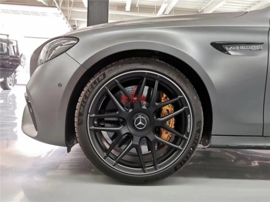 新车中期改款2019款奔跑AMG E63s 全新披甲归来登场