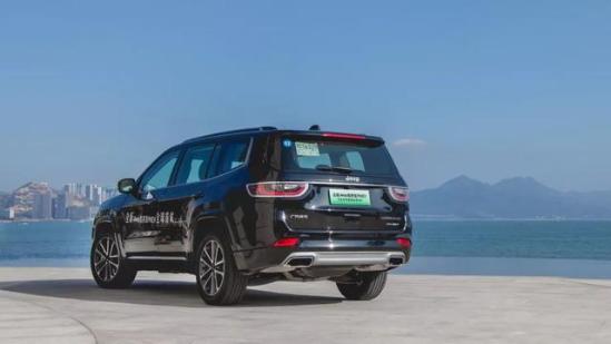 谁都有第一次“触电”的时候,试驾全新 Jeep指挥官PHEV