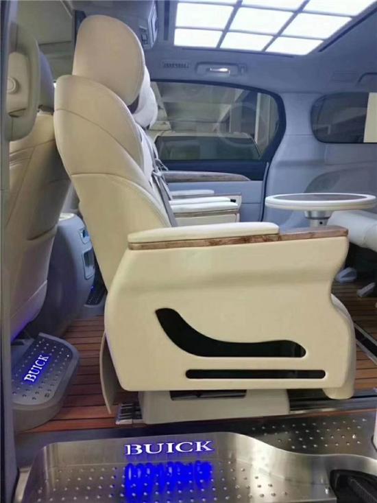 别克GL8八件套内饰 新别克GL8改装　　　