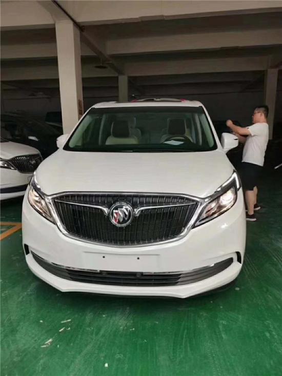 别克GL8八件套内饰 新别克GL8改装　　　