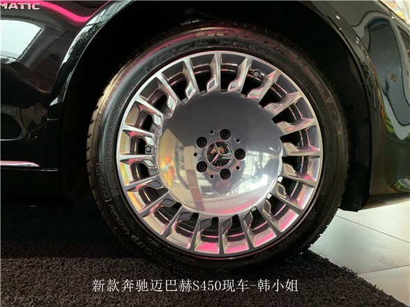 20款奔跑迈巴赫S450现车提价 地下最低销售