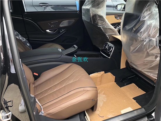 奔驰迈巴赫S450 十一月那里有卖四座版的现车？