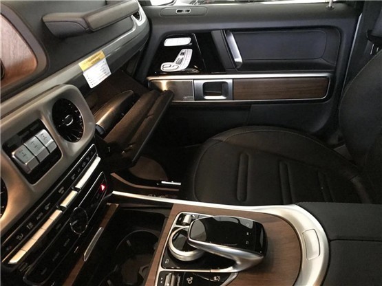 2019款奔驰G550报价 整洁层次豪华享受 