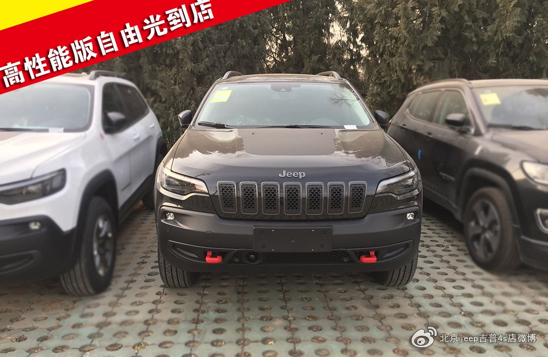 二十万左右四驱SUV 首选jeep自由光！  