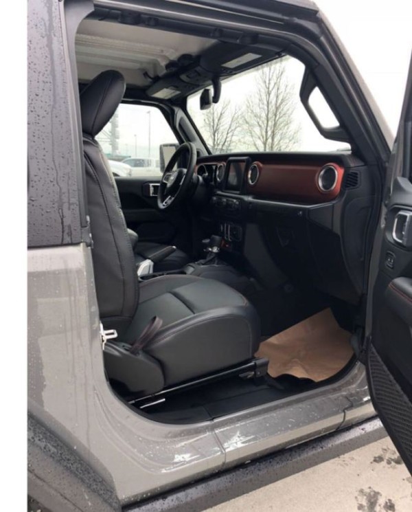 2020款牧马人两门罗宾汉港口唯一限时秒