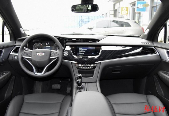 凯迪拉克XT6价格 现车底价售          