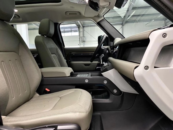 2020款路虎卫士2.0国六手续全价格详情